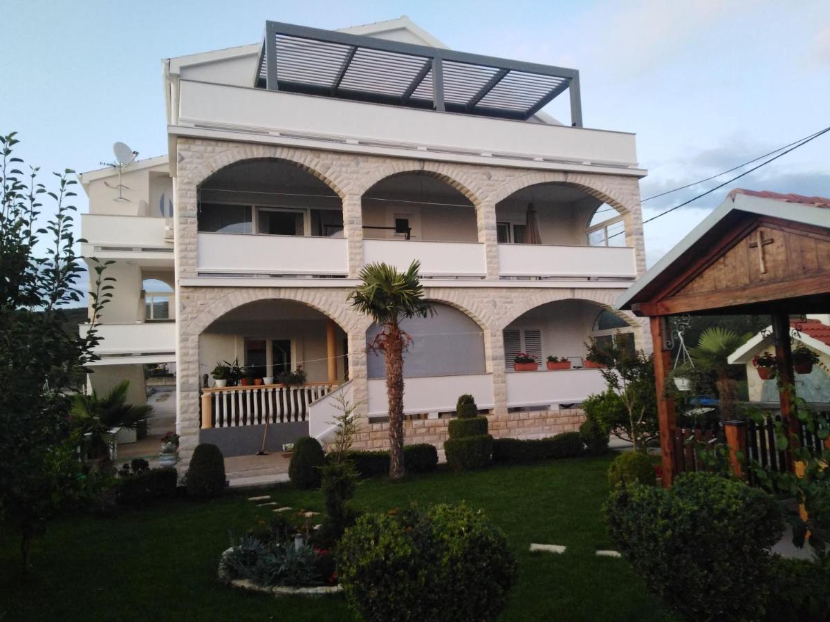 Solmaris Apartments Sukosan Bagian luar foto
