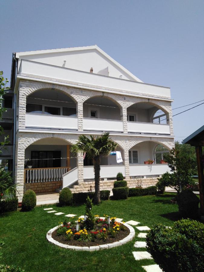 Solmaris Apartments Sukosan Bagian luar foto